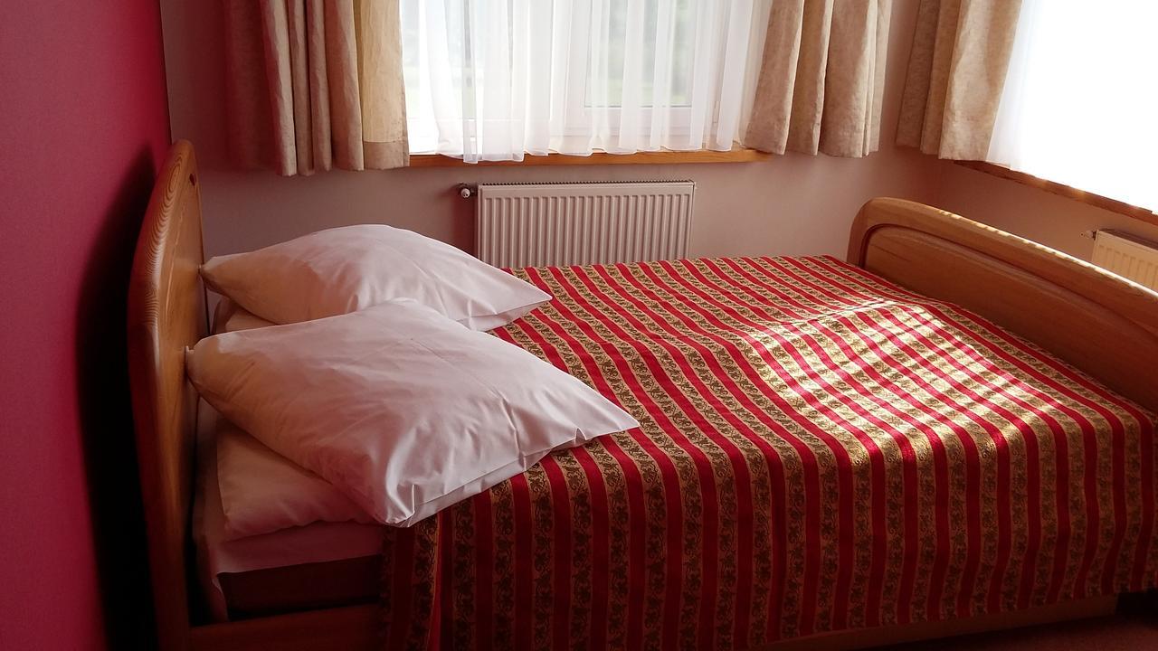 Motel Piligrimo Uzeiga Kadares Exteriér fotografie