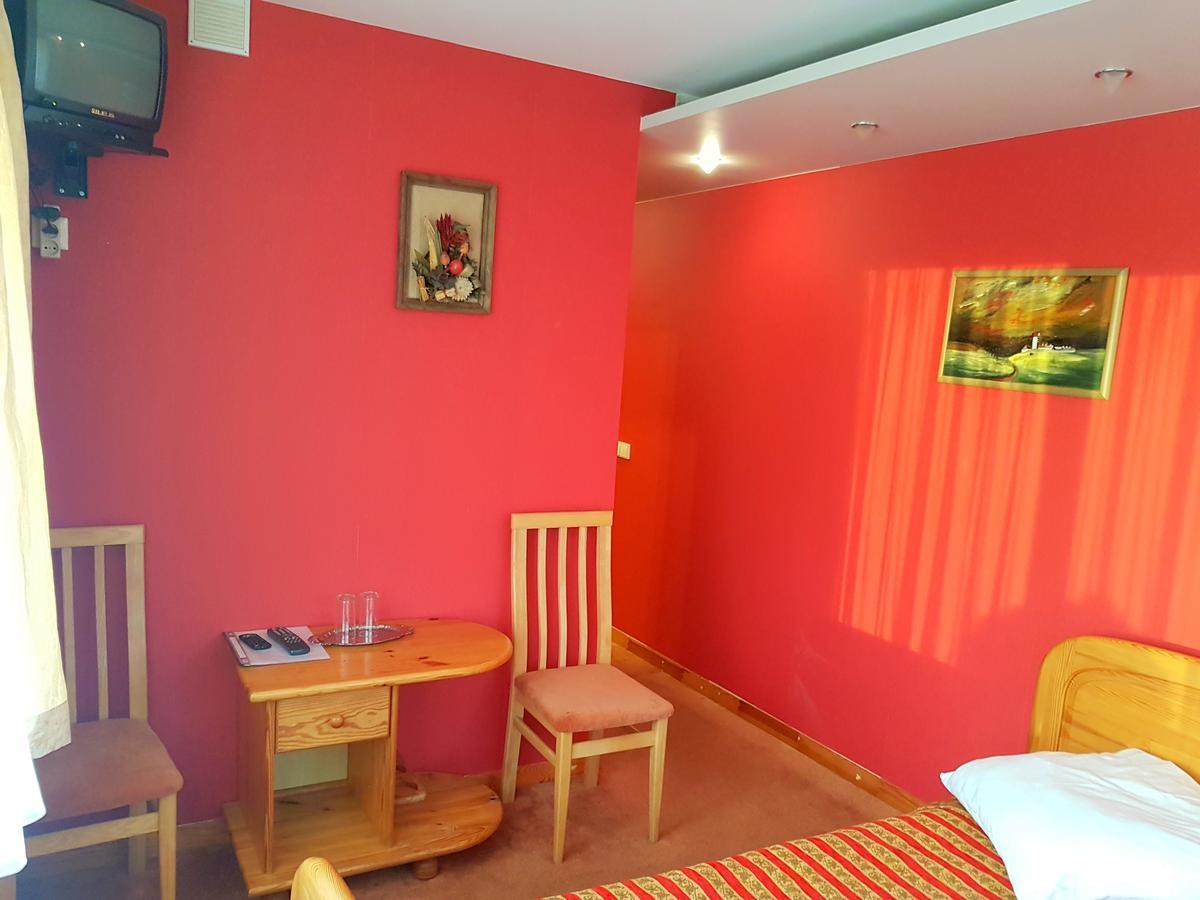 Motel Piligrimo Uzeiga Kadares Exteriér fotografie